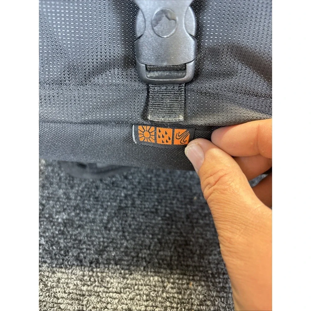Lowepro Rezo 170 AW Camera‎ SLR Shoulder Bag~All-Weather AW Cover~Black